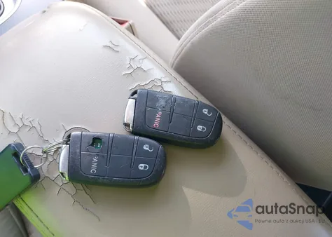 2014 Dodge Journey American Value Pkg z USA, uszkodzony, nr VIN 3C4PDCAB3ET134824